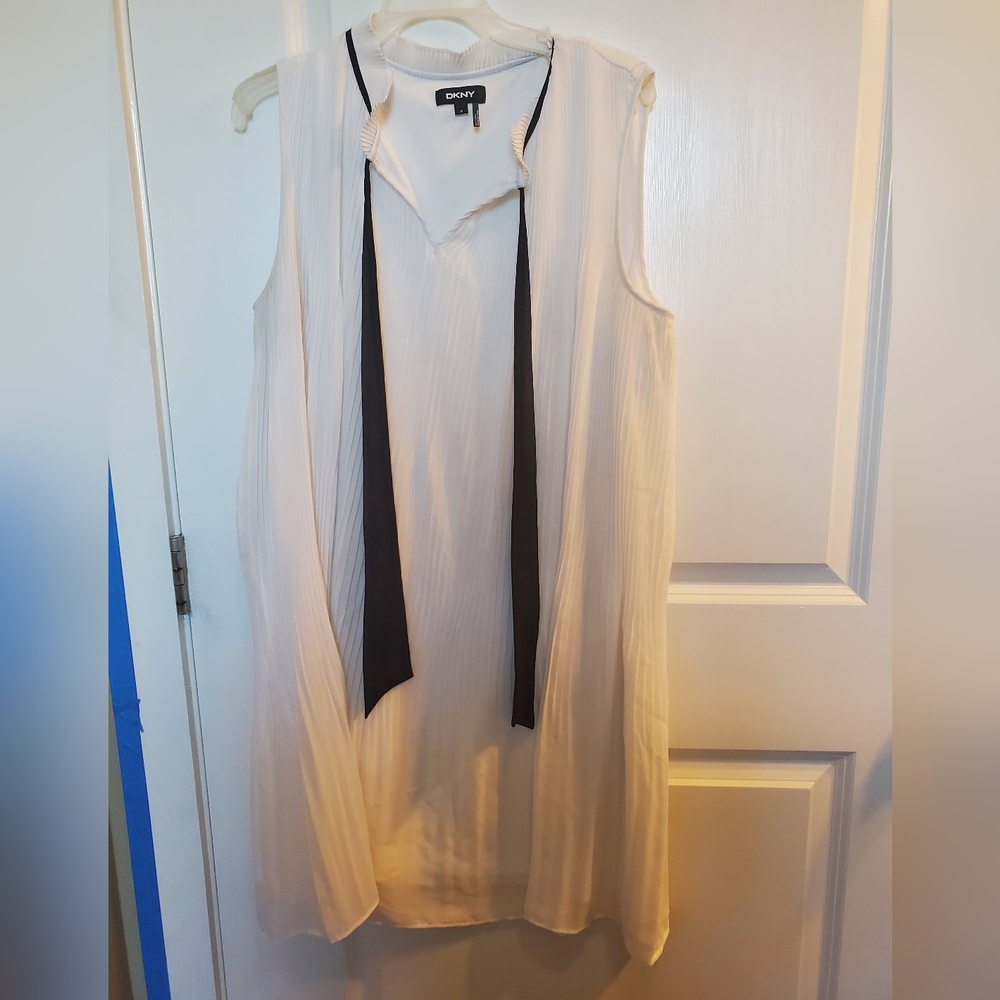 DKNY White Pleated Dress - Size 16